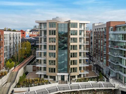 300-1628 Store St, Victoria, BC - Outdoor With Balcony With Facade