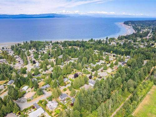 796 Canyon Crescent Rd, Qualicum Beach, BC 