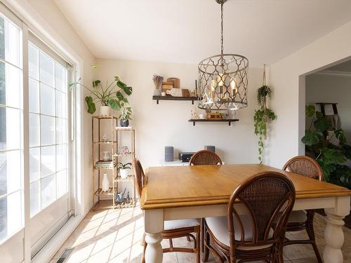 Dining room - 57 Rue Oakwood, Pincourt, QC - Indoor Photo Showing Dining Room