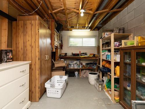 Storage - 57 Rue Oakwood, Pincourt, QC - Indoor Photo Showing Basement