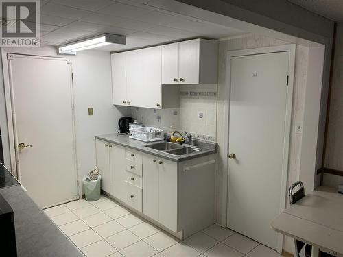 643 Pine St N, Timmins, ON - Indoor Photo Showing Kitchen With Double Sink