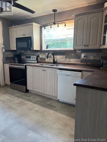 345 Eel River Road, Baie-Sainte-Anne, NB - Indoor Photo Showing Kitchen With Double Sink