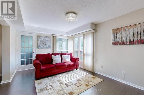 11 Lofty Hillway, Toronto (Hillcrest Village), ON - Indoor Photo Showing Living Room