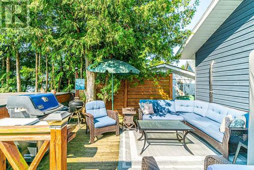 7 Gilson Street, Kawartha Lakes (Little Britain), ON - Outdoor With Deck Patio Veranda