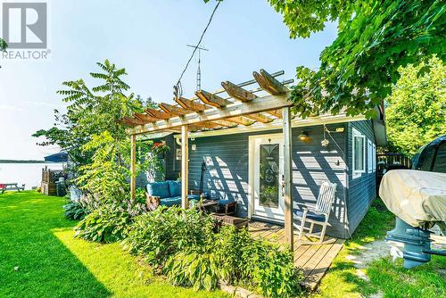 7 Gilson Street, Kawartha Lakes (Little Britain), ON - Outdoor