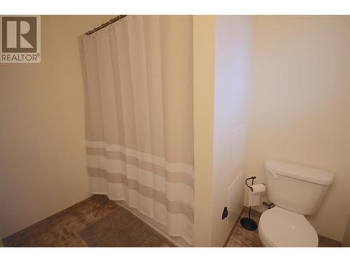 1726 Cedarwood Court, Dawson Creek, BC - Indoor Photo Showing Bathroom