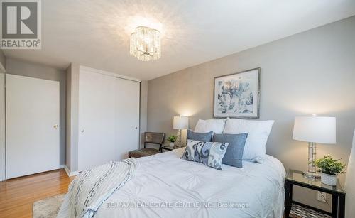 612 Dundee Avenue, Oshawa (Mclaughlin), ON - Indoor Photo Showing Bedroom