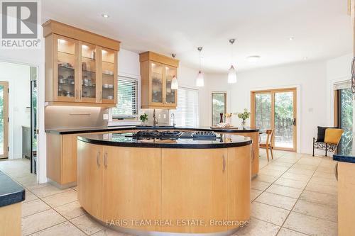 18 Red Oak Crescent, Oro-Medonte (Shanty Bay), ON - Indoor Photo Showing Kitchen