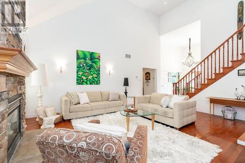 18 Red Oak Crescent, Oro-Medonte (Shanty Bay), ON - Indoor Photo Showing Living Room With Fireplace