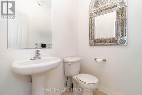 18 Red Oak Crescent, Oro-Medonte (Shanty Bay), ON - Indoor Photo Showing Bathroom