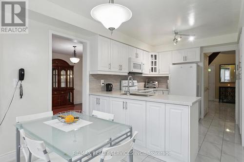 68 Burgby Avenue, Brampton (Northwood Park), ON - Indoor Photo Showing Kitchen