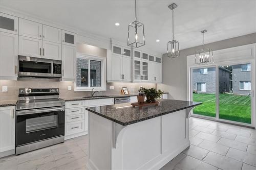 Lot 13 Roselawn Avenue, Ancaster, ON - Indoor Photo Showing Kitchen With Upgraded Kitchen