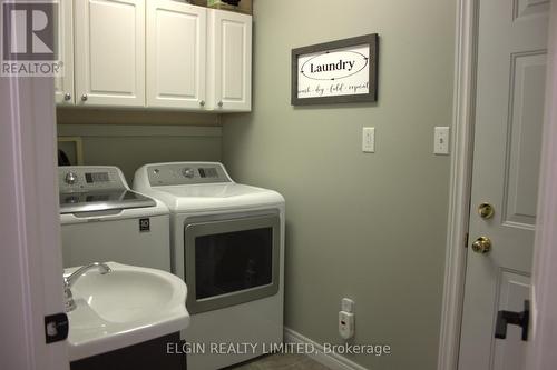 main floor laundry - 19 Blue Heron Place W, St. Thomas (Sw), ON - Indoor Photo Showing Laundry Room