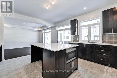 76 Big Dipper Street, Ottawa, ON - Indoor Photo Showing Kitchen With Upgraded Kitchen