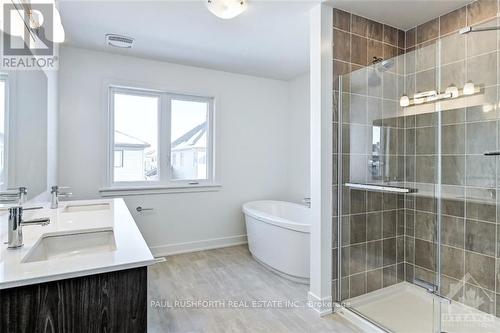 76 Big Dipper Street, Ottawa, ON - Indoor Photo Showing Bathroom