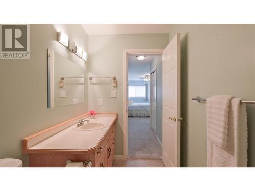 920 Argyle Street Unit# 103, Penticton, BC - Indoor Photo Showing Bathroom