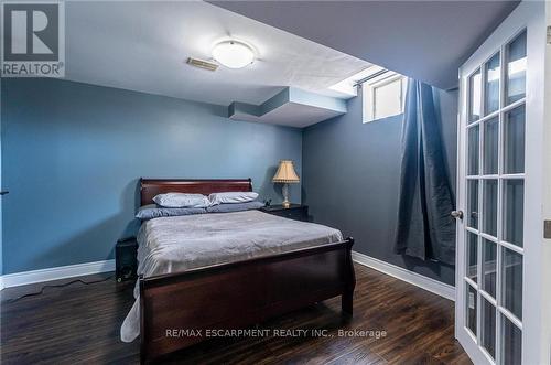 12 Sistine Court, Hamilton (Carpenter), ON - Indoor Photo Showing Bedroom