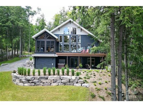 121 Charlies Lane, Burnstown, ON 