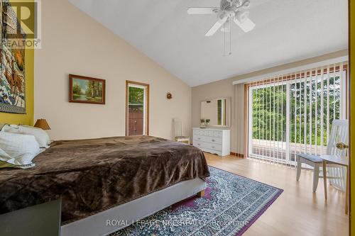 41 Reeves Drive, Parry Sound Remote Area, ON - Indoor Photo Showing Bedroom