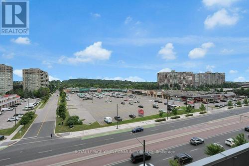 711B - 9600 Yonge Street, Richmond Hill (North Richvale), ON - Outdoor With View