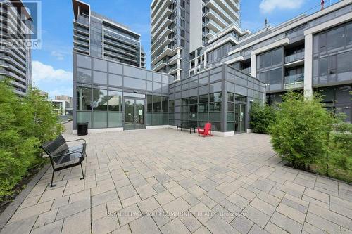 711B - 9600 Yonge Street, Richmond Hill (North Richvale), ON - Outdoor With Balcony