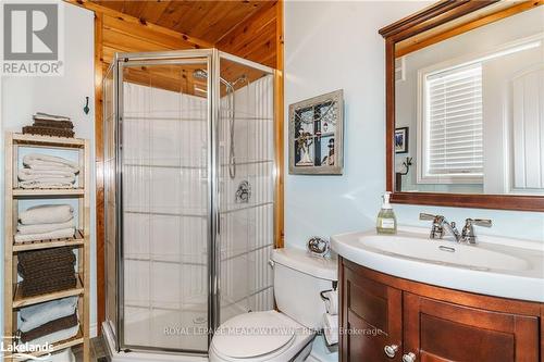 684A South Shore Road, South River, ON - Indoor Photo Showing Bathroom