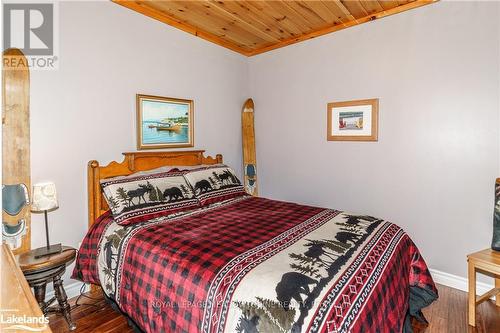 684A South Shore Road, South River, ON - Indoor Photo Showing Bedroom