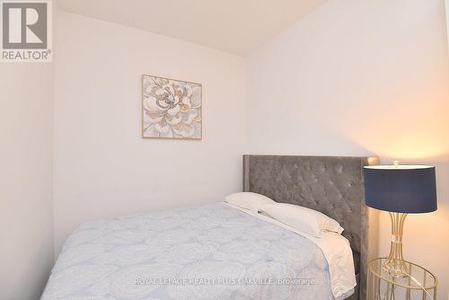 633 - 101 Shoreview Place, Hamilton (Stoney Creek), ON - Indoor Photo Showing Bedroom