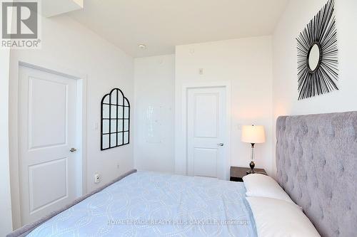 633 - 101 Shoreview Place, Hamilton (Stoney Creek), ON - Indoor Photo Showing Bedroom