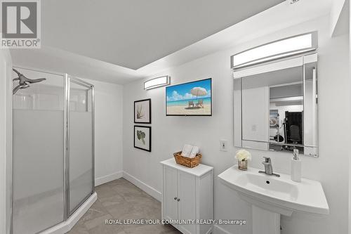 11 Braywin Drive, Toronto (Kingsview Village-The Westway), ON - Indoor Photo Showing Bathroom