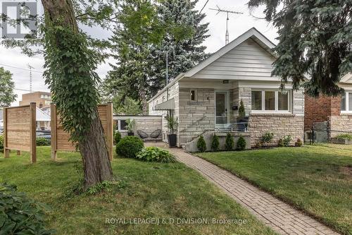 4 Joanith Drive, Toronto, ON - Outdoor