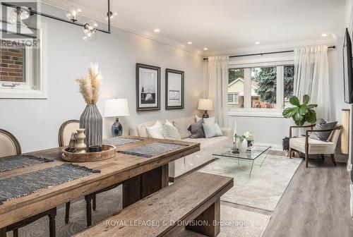 4 Joanith Drive, Toronto, ON - Indoor Photo Showing Living Room