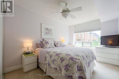 206 - 123 Eglinton Avenue, Toronto (Mount Pleasant West), ON - Indoor Photo Showing Bedroom