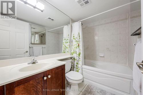 206 - 123 Eglinton Avenue, Toronto (Mount Pleasant West), ON - Indoor Photo Showing Bathroom