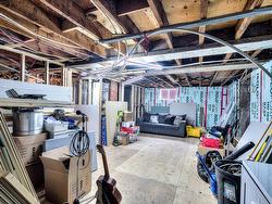 Garage - 