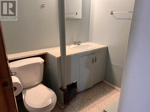 409 Chilako Crescent, Fraser Lake, BC - Indoor Photo Showing Bathroom