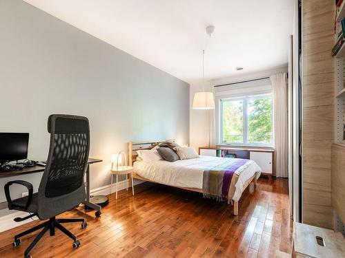 Master bedroom - 101-50 Rue Ste-Marguerite, Montréal (Le Sud-Ouest), QC - Indoor Photo Showing Bedroom