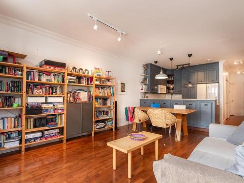 Salon - 101-50 Rue Ste-Marguerite, Montréal (Le Sud-Ouest), QC - Indoor Photo Showing Living Room