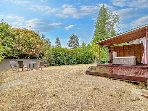 6887 Beaton Rd, Sooke, BC 