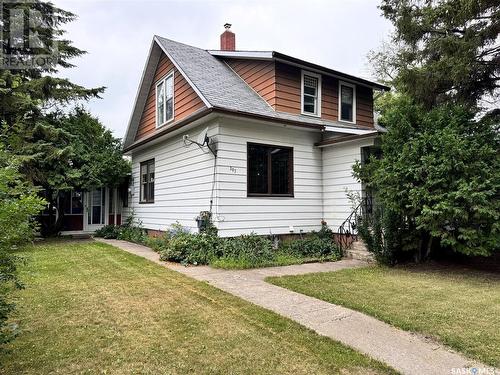 307 1St Street E, Wynyard, SK - Outdoor