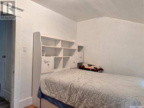 307 1St Street E, Wynyard, SK - Indoor Photo Showing Bedroom