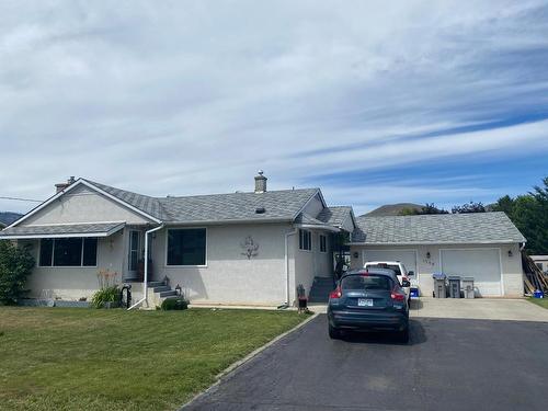 1766 Sunnycrest Ave, Kamloops, BC - Outdoor With Facade