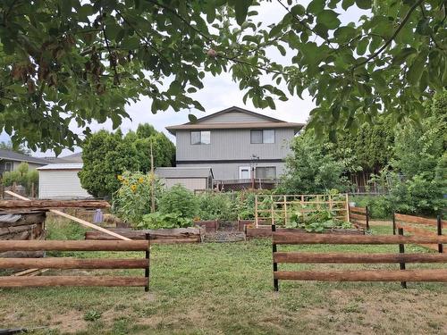 1766 Sunnycrest Ave, Kamloops, BC - Outdoor