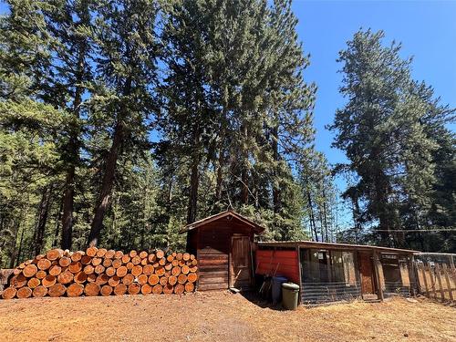 4475 Maxwell Road, Peachland, BC - Outdoor