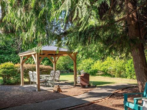 277 Buller Rd, Qualicum Beach, BC 