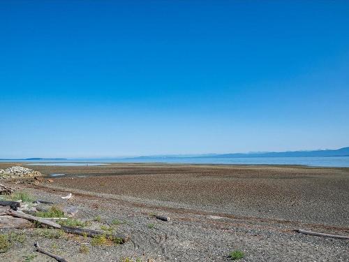 277 Buller Rd, Qualicum Beach, BC 