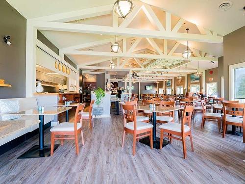 727-1600 Stroulger Rd, Nanoose Bay, BC - Indoor Photo Showing Dining Room