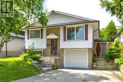 8 REGENCY STREET  Hamilton (Lisgar), ON L8T 4V3