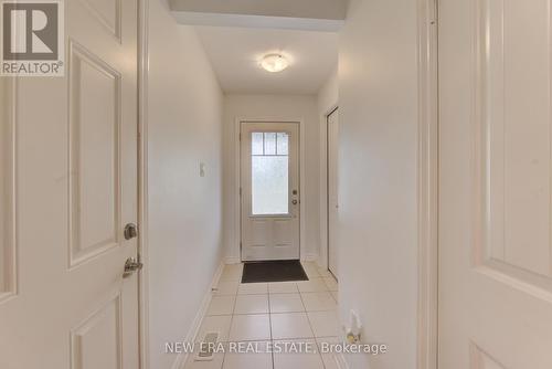 34 Arlington Crescent, Guelph (Pine Ridge), ON - Indoor Photo Showing Other Room