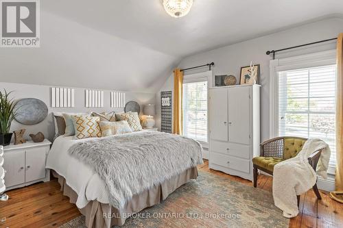 464 Scott Street, St. Catharines, ON - Indoor Photo Showing Bedroom